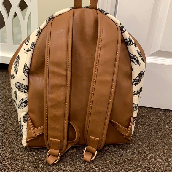 Backpack - Picture 3 of 3